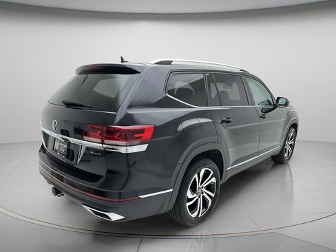 Used 2023 Volkswagen Atlas SEL AWD/4WD image 5
