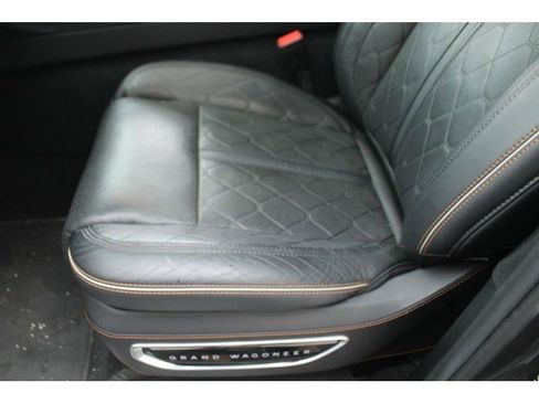 Used 2023 Jeep Grand Wagoneer Series III image 21