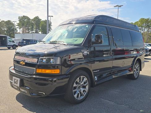 New 2026 Chevrolet Express 2500 w/ Driver Convenience Package RWD image 1