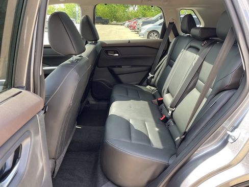 Used 2023 Nissan Rogue SL w/ SL Premium Package AWD/4WD image 11