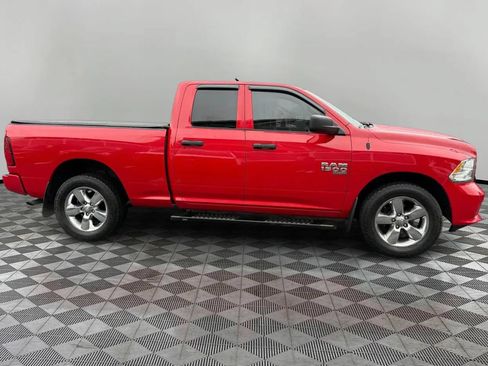 Used 2019 RAM 1500 Express w/ Express Value Package AWD/4WD image 4
