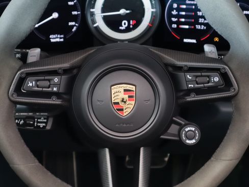 Certified 2022 Porsche 911 Targa 4S AWD/4WD image 16