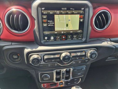 Used 2019 Jeep Wrangler Unlimited Rubicon AWD/4WD image 12