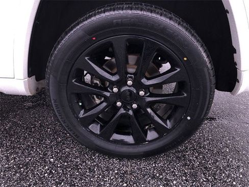 Used 2020 Jeep Grand Cherokee Altitude image 38