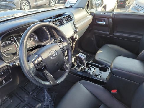 Certified 2020 Toyota 4Runner TRD Off-Road Premium w/ Moonroof Package image 22