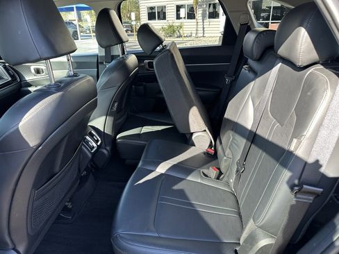 Used 2025 Kia Sorento S w/ Panoramic Sunroof Package image 20