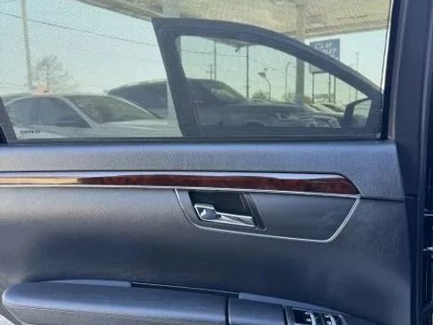 Used 2012 Mercedes-Benz S 550 w/ Sport Pkg Plus One image 17