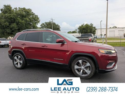 Used 2019 Jeep Cherokee Limited FWD image 1