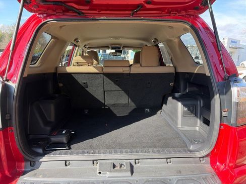 Used 2022 Toyota 4Runner SR5 image 44