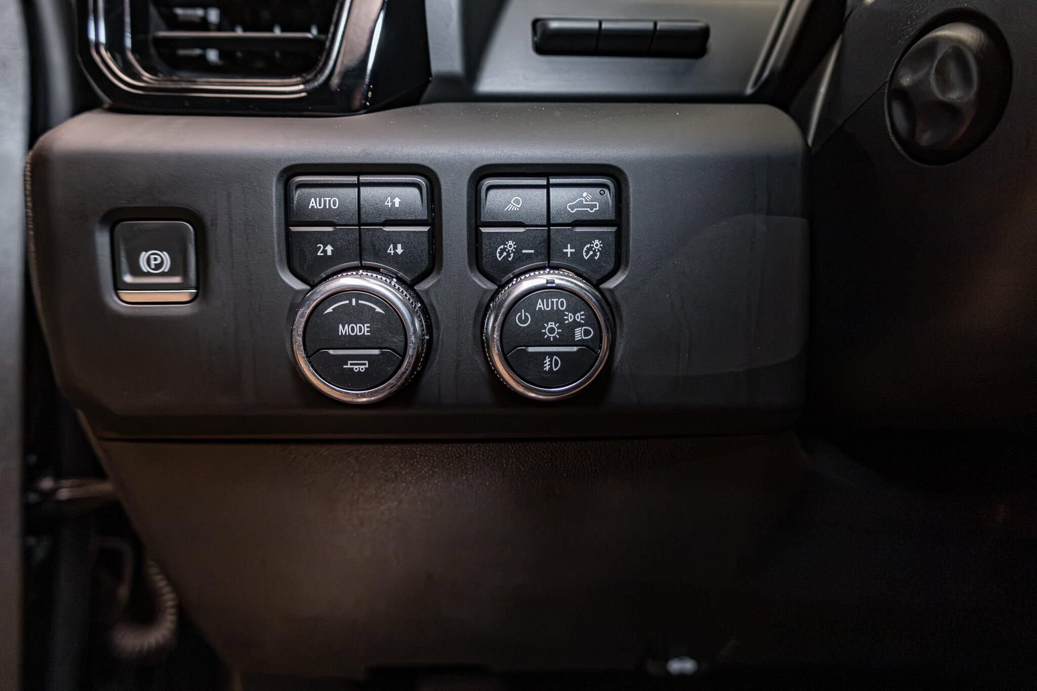 Used 2024 GMC Sierra 1500 AT4X AWD/4WD image 19