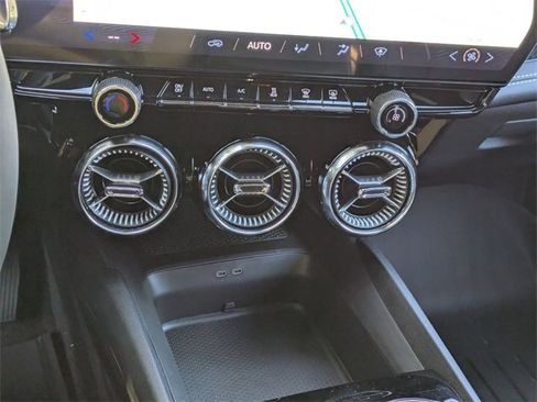 New 2025 Chevrolet Blazer EV LT w/ Super Cruise Package image 21