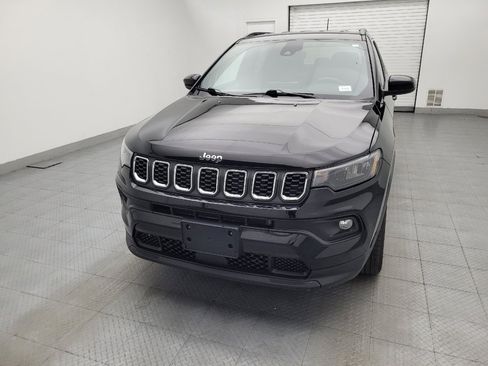 Used 2024 Jeep Compass Latitude AWD/4WD image 15