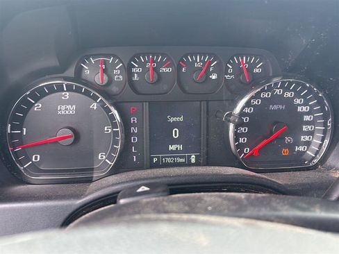 Used 2019 Chevrolet Silverado 2500 W/T w/ WT Convenience Package RWD image 6