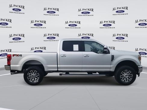 Used 2018 Ford F250 Lariat w/ Lariat Value Package image 6