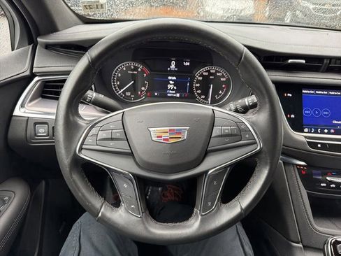 Used 2023 Cadillac XT5 Luxury image 5