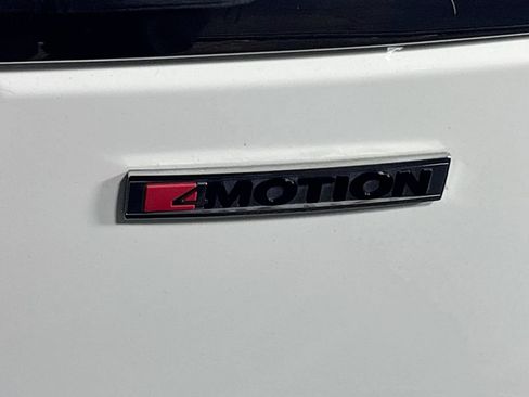 Certified 2022 Volkswagen Atlas SEL image 26