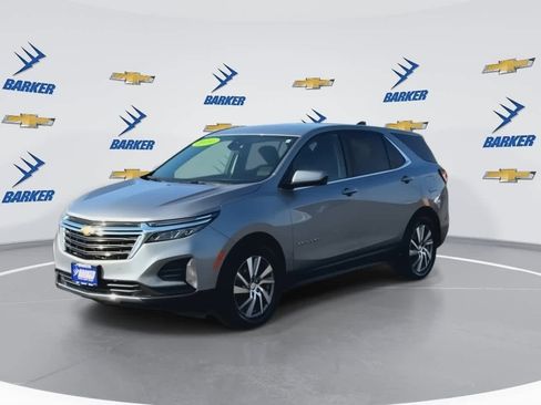 Used 2024 Chevrolet Equinox LT image 4