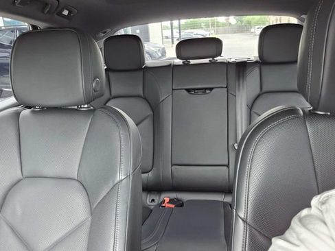 Used 2023 Porsche Macan S AWD/4WD image 52