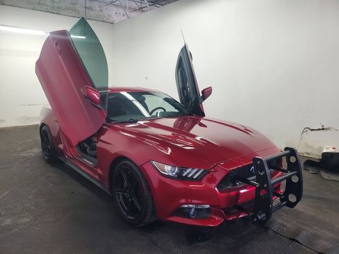 Used 2015 Ford Mustang GT Premium w/ GT Performance Package RWD image 3