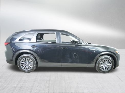 Certified 2025 MAZDA CX-70 3.3 Turbo w/ Preferred Package image 8