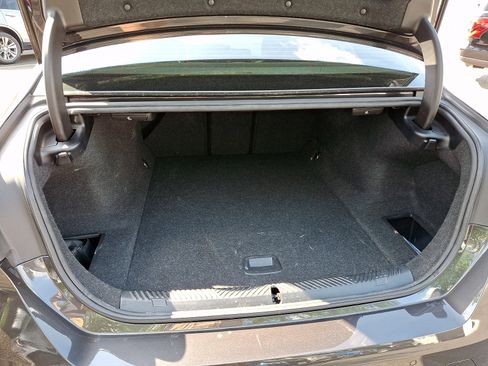 Used 2025 BMW i5 xDrive40 w/ Premium Package image 29