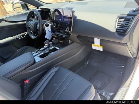 New 2026 Lexus NX 450h+ F Sport image 32