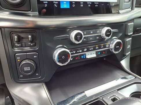 Used 2024 Ford F150 Lariat AWD/4WD image 27