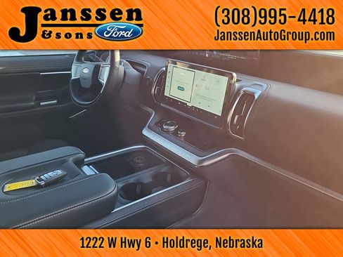 New 2025 Ford Expedition Max Platinum w/ Stealth Performance Package image 8