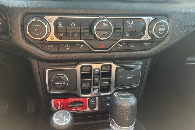 Used 2025 Jeep Gladiator Sport AWD/4WD image 29