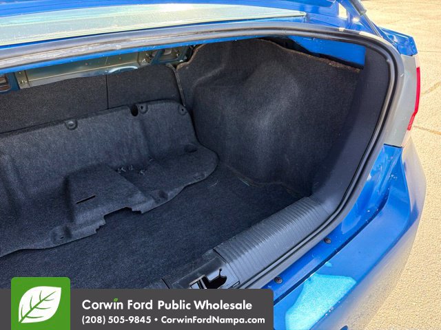 Used 2010 Ford Focus SE FWD image 30