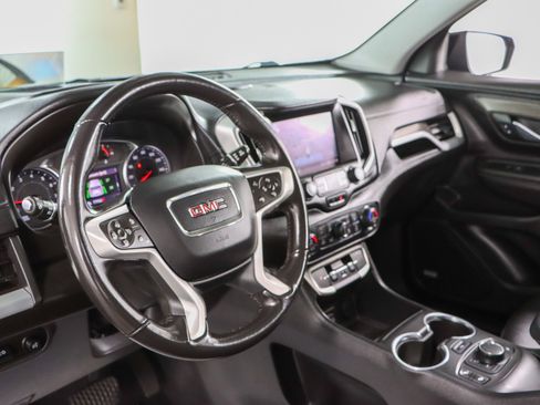 Used 2022 GMC Terrain SLT w/ Infotainment Package II AWD/4WD image 24