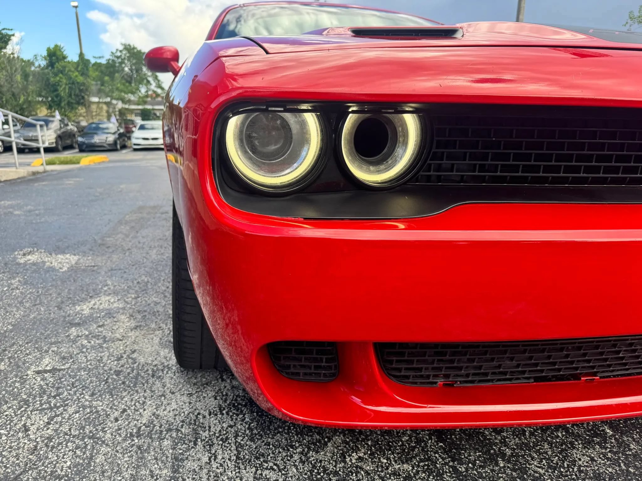 Used 2018 Dodge Challenger R/T w/ Performance Handling Group RWD image 9