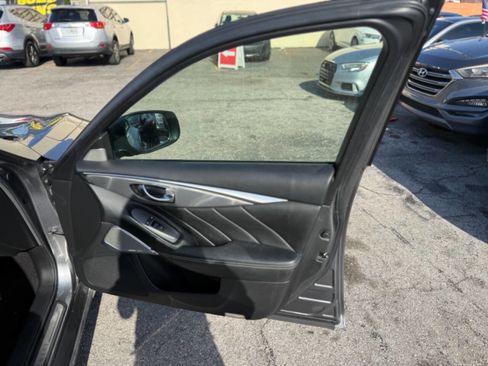 Used 2017 INFINITI Q50 3.0t Premium RWD image 20