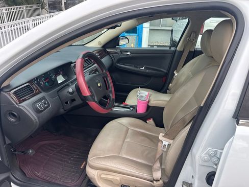 Used 2016 Chevrolet Impala LTZ FWD image 6