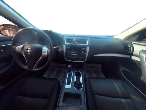 Used 2017 Nissan Altima 2.5 SR FWD image 23