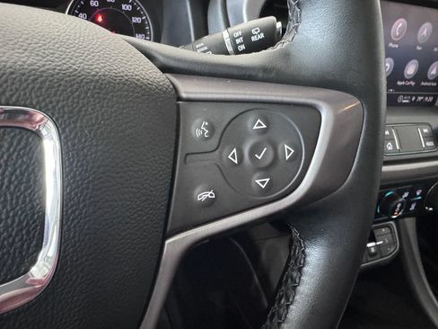 Certified 2023 GMC Acadia AT4 w/ Preferred Package AWD/4WD image 16