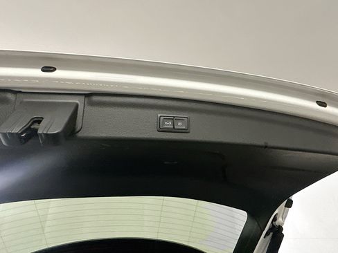 Used 2024 Audi Q3 2.0T Premium image 29