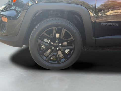Used 2022 Jeep Renegade Altitude AWD/4WD image 24