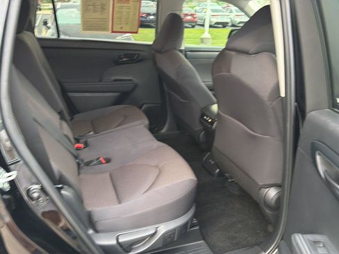 Certified 2024 Toyota Highlander LE AWD/4WD image 13