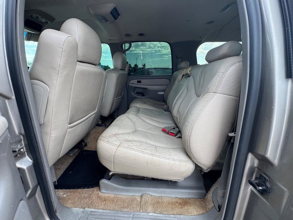 Used 2001 GMC Yukon XL SLT w/ SLT Equipment Group AWD/4WD image 12