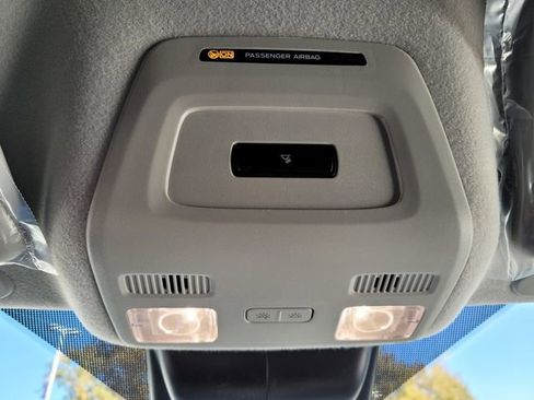 New 2026 Ford Transit 250 148 Medium Roof w/ Load Area Protection Package image 18