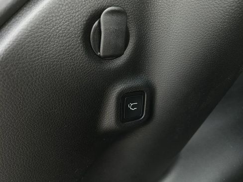 New 2026 Jeep Compass Limited AWD/4WD image 9