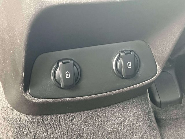 Used 2019 Hyundai Santa Fe SEL AWD/4WD image 15