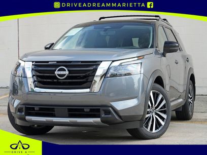 Used 2025 Nissan Pathfinder Platinum