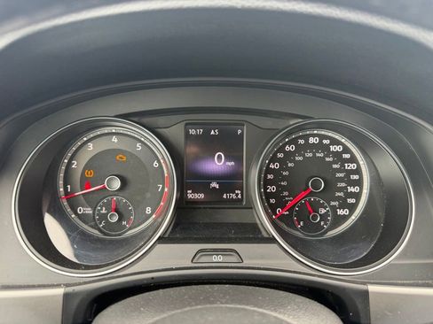 Used 2021 Volkswagen Atlas SE w/ Panoramic Sunroof Package FWD image 25