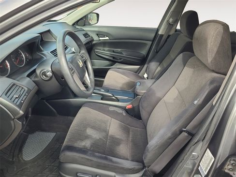 Used 2009 Honda Accord LX-P image 9