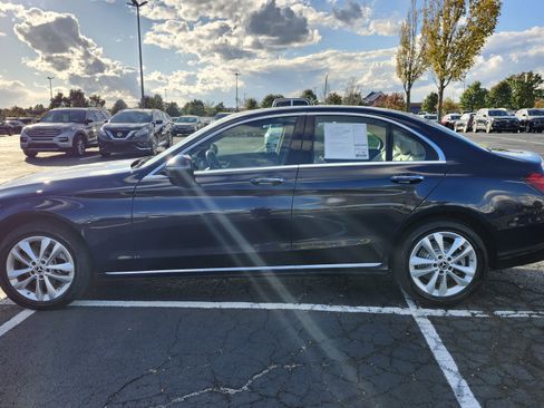 Used 2019 Mercedes-Benz C 300 4MATIC Sedan image 7