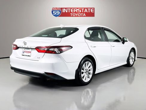 Certified 2022 Toyota Camry LE image 7