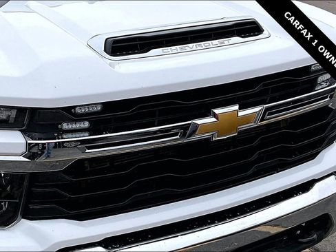 Used 2024 Chevrolet Silverado 3500 LT w/ Convenience Package image 31