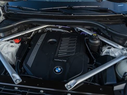 Used 2023 BMW X5 xDrive40i w/ M Sport Package image 40